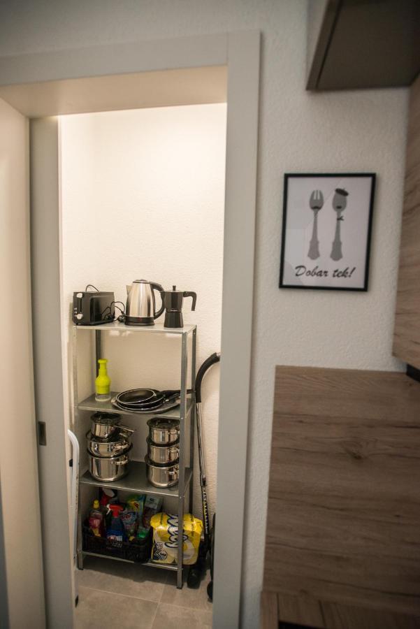 Studio Apartman Dakovo In エクステリア 写真